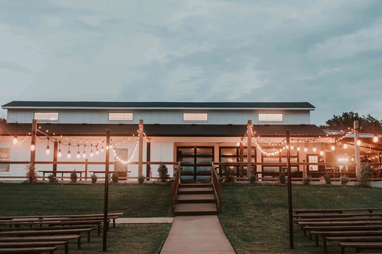 Tyler TX outdoor wedding venue