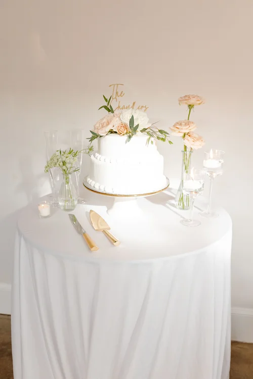 Table decor included at Sunset Oaks